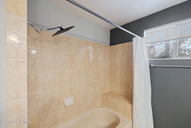 4023 E 12th Ave, Spokane, WA 99202