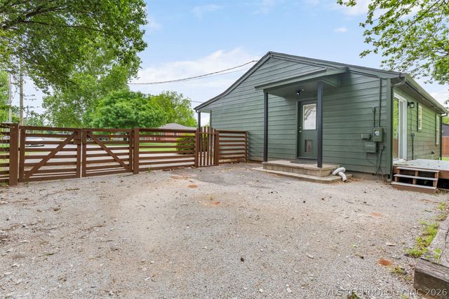 7925 E 129th Street S, Bixby, OK 74008