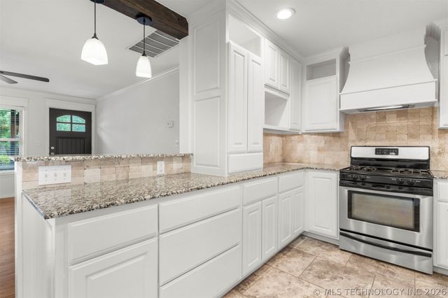 7925 E 129th Street S, Bixby, OK 74008