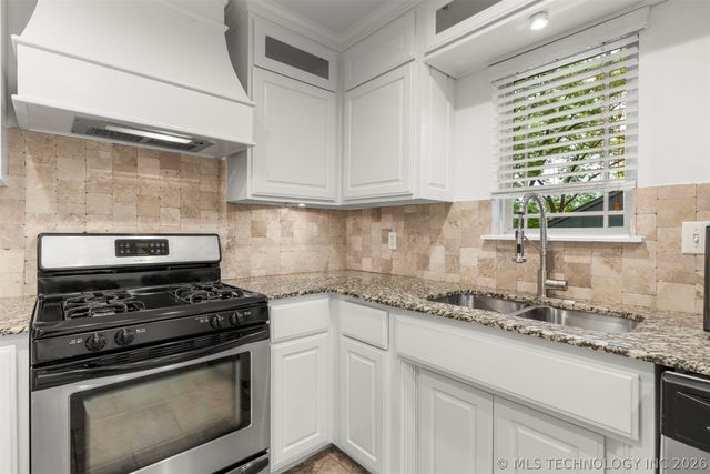 7925 E 129th Street S, Bixby, OK 74008