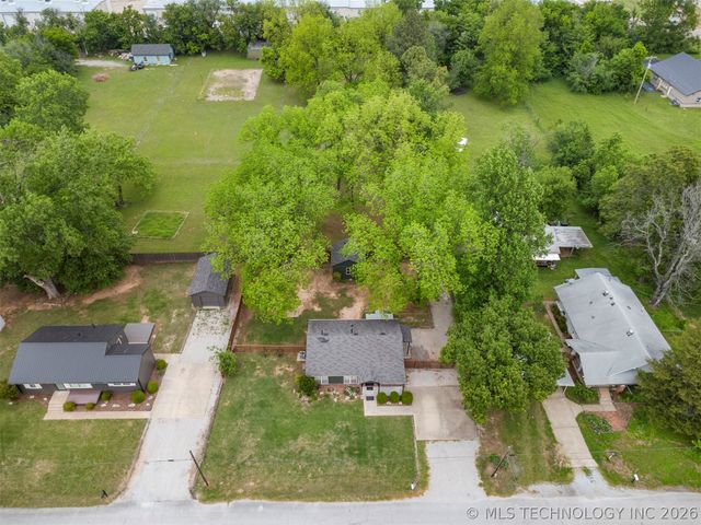 7925 E 129th Street S, Bixby, OK 74008