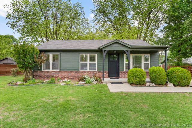7925 E 129th Street S, Bixby, OK 74008