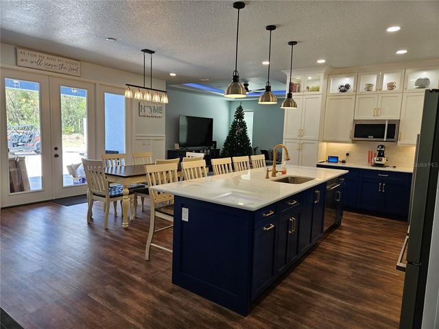 290 REDWOOD AVENUE, Orange City, FL 32763