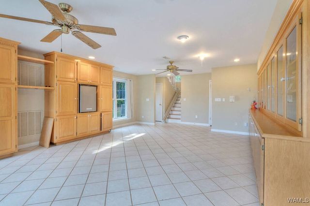 17385 Spencers Cove Rd, Northport, AL 35475