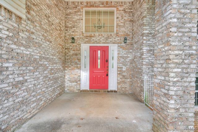 17385 Spencers Cove Rd, Northport, AL 35475