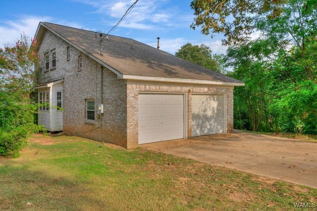 17385 Spencers Cove Rd, Northport, AL 35475