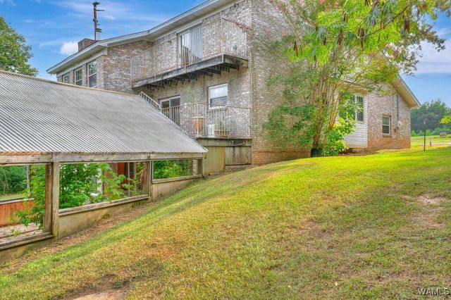 17385 Spencers Cove Rd, Northport, AL 35475