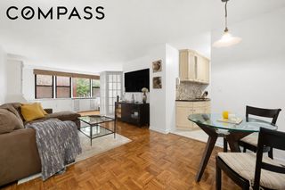 201 E 21st St Apt 5G, New York City, NY 10010
