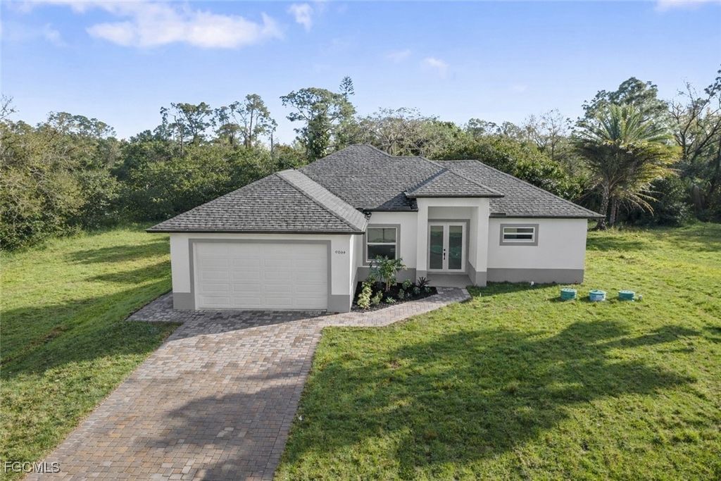 724 Calumet ST E, Lehigh Acres, FL 33974