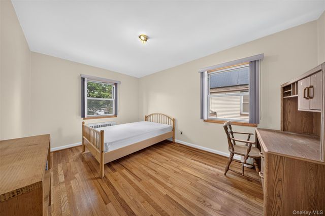 146-18 Kalmia Avenue, Flushing, NY 11355