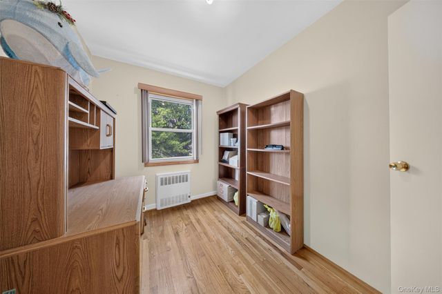 146-18 Kalmia Avenue, Flushing, NY 11355