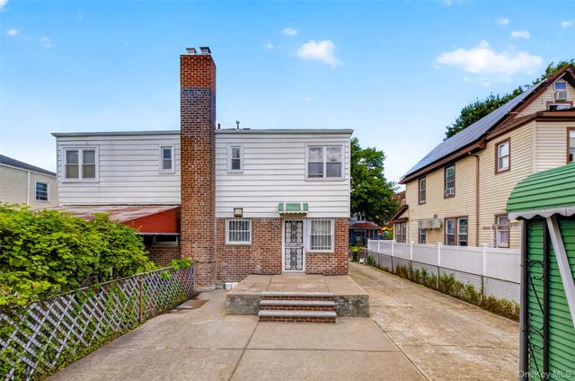 146-18 Kalmia Avenue, Flushing, NY 11355