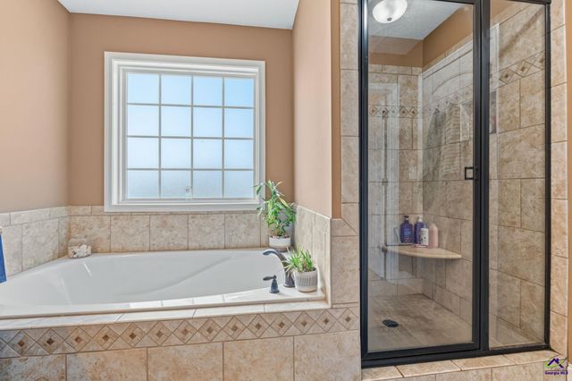 105 Brooke Court, Byron, GA 31008