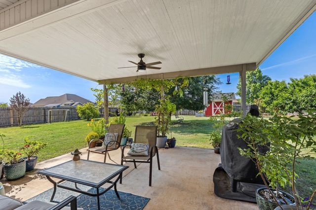 105 Brooke Court, Byron, GA 31008