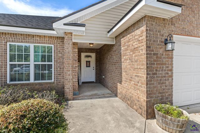 105 Brooke Court, Byron, GA 31008