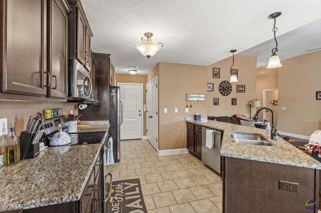 105 Brooke Court, Byron, GA 31008