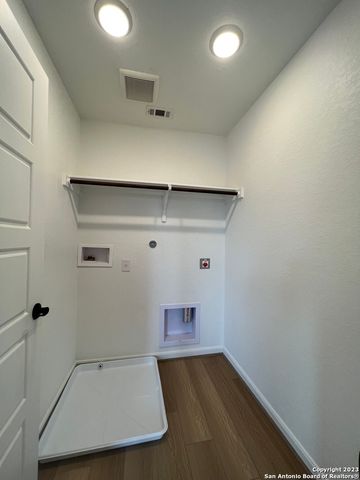 16630 DAYLIGHT LN, Schertz, TX 78154
