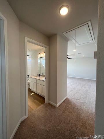16630 DAYLIGHT LN, Schertz, TX 78154