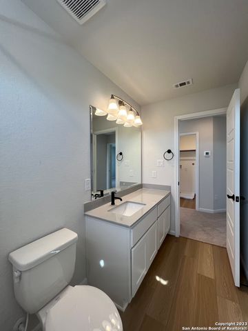 16630 DAYLIGHT LN, Schertz, TX 78154