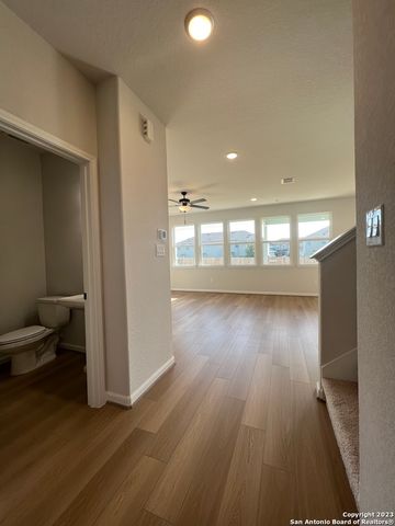 16630 DAYLIGHT LN, Schertz, TX 78154