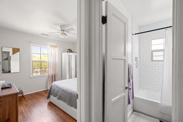 2004 Crenshaw, San Diego, CA 92105