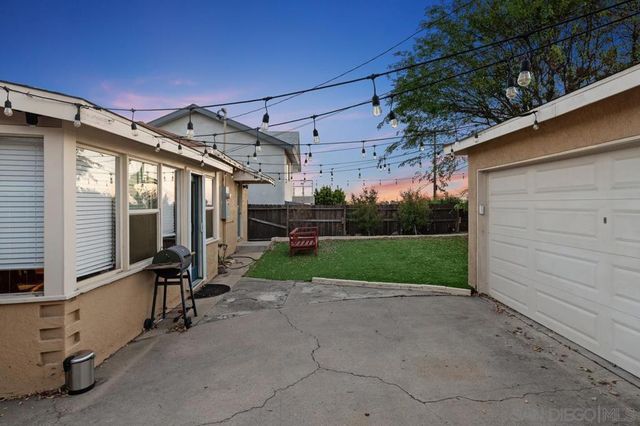 2004 Crenshaw, San Diego, CA 92105