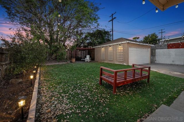 2004 Crenshaw, San Diego, CA 92105