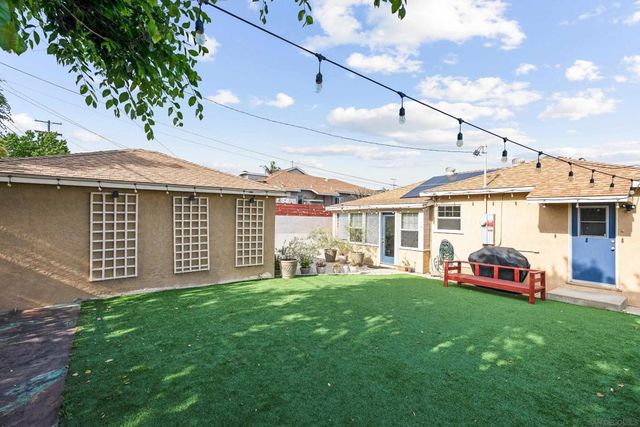 2004 Crenshaw, San Diego, CA 92105