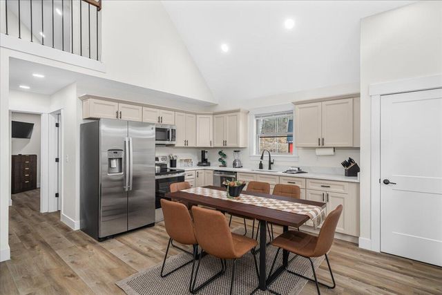 54 Germead Road, Stanton, KY 40380