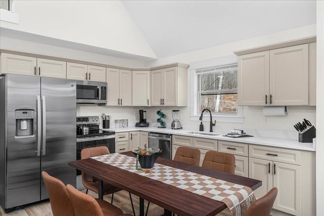 54 Germead Road, Stanton, KY 40380