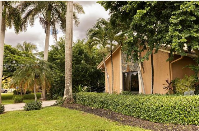 2180 SW 115th Ter, Davie, FL 33325