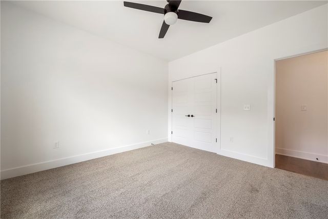 10 Knebworth Drive, Bella Vista, AR 72714