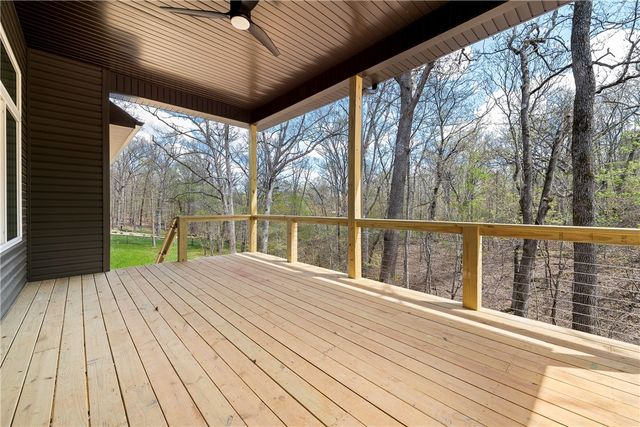 10 Knebworth Drive, Bella Vista, AR 72714