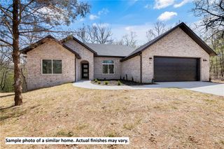 10 Knebworth Drive, Bella Vista, AR 72714