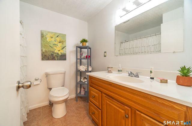 177 Moylan Court 177, Newington, CT 06111