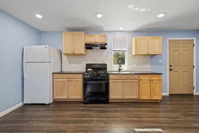 2540 FM 20, Red Rock, TX 78662