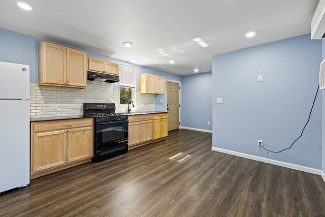 2540 FM 20, Red Rock, TX 78662