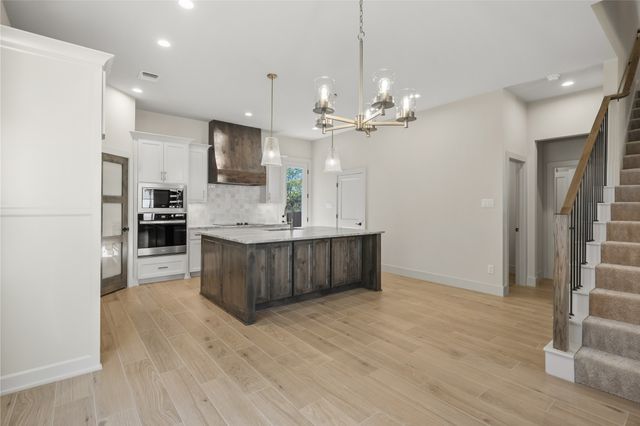 917 Boston Lane, River Oaks, TX 76114