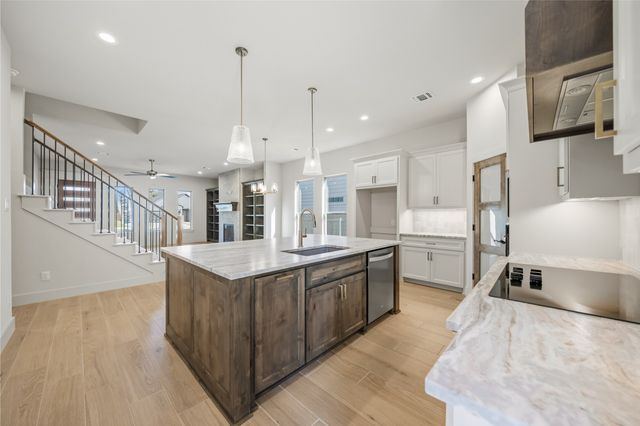 917 Boston Lane, River Oaks, TX 76114