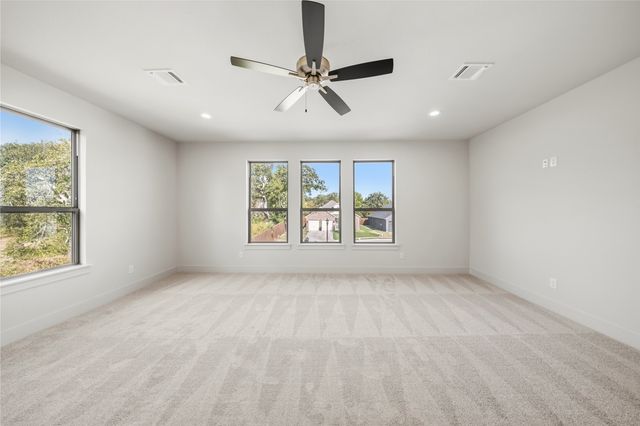 917 Boston Lane, River Oaks, TX 76114