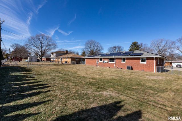 916 E EMERSON Street, Morton, IL 61550