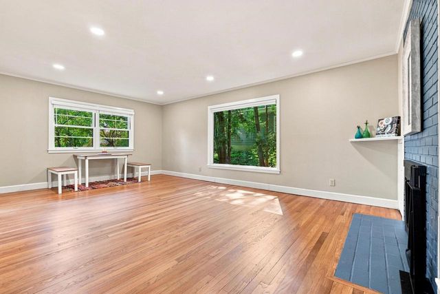 37 Hiawatha Circle, Madison, WI 53711