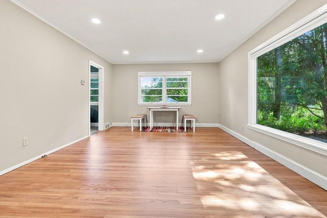 37 Hiawatha Circle, Madison, WI 53711