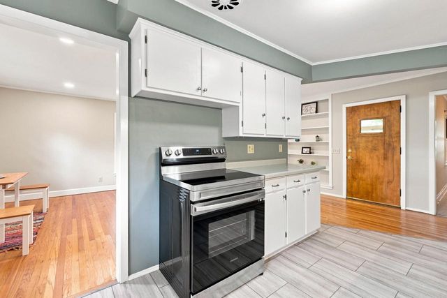 37 Hiawatha Circle, Madison, WI 53711