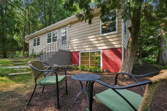 37 Hiawatha Circle, Madison, WI 53711