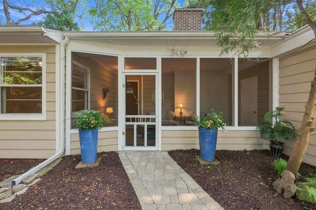 37 Hiawatha Circle, Madison, WI 53711