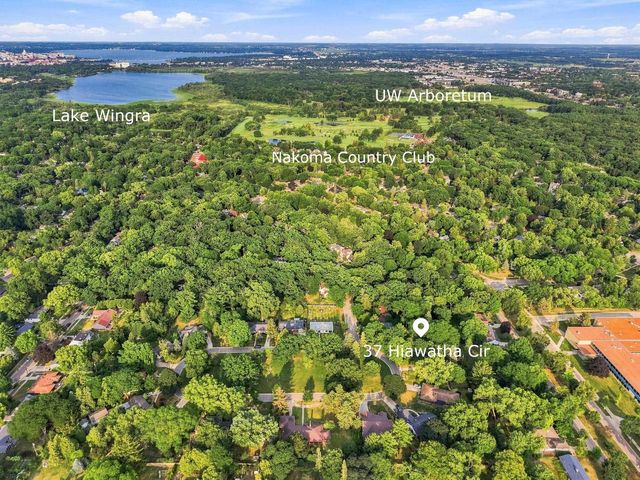 37 Hiawatha Circle, Madison, WI 53711