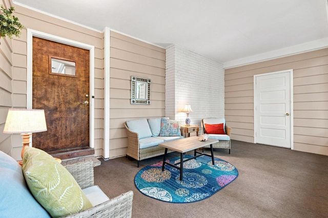 37 Hiawatha Circle, Madison, WI 53711