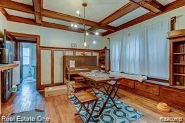 2965 Fischer Street, Detroit, MI 48214
