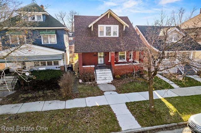 2965 Fischer Street, Detroit, MI 48214